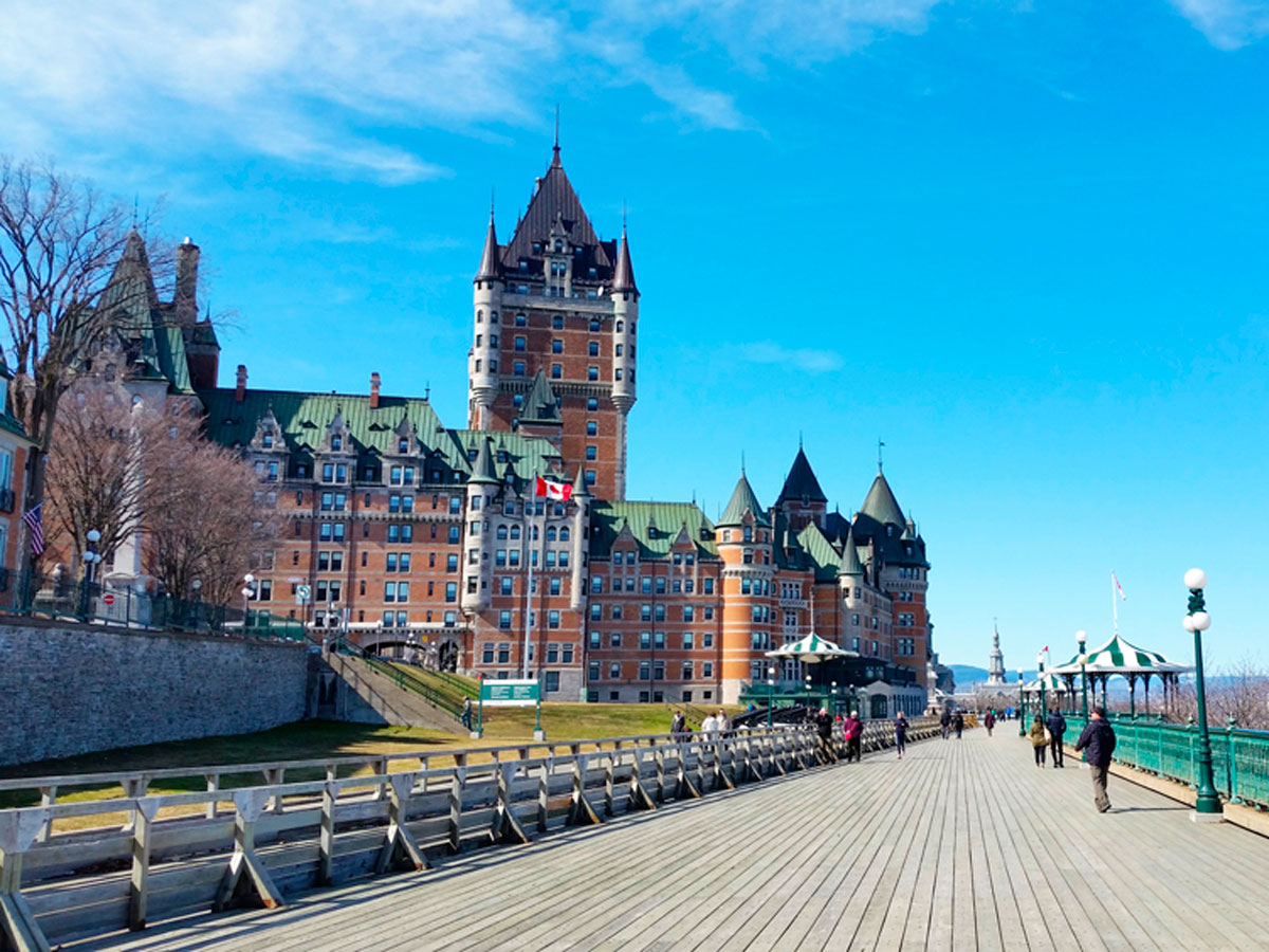 Château Frontenac (Castillo de Frontenac) en la ciudad de Quebec